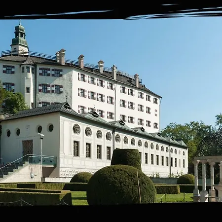 Lägenhet Wessely Am Golfplatz *